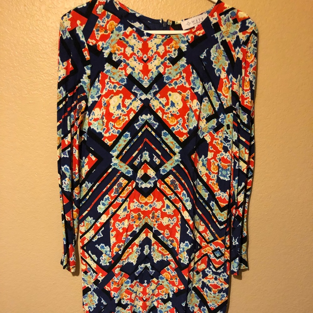 Printed long sleeve shift dress